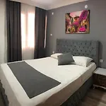 Oda ve Kahvaltı Hotelamsterdam Kuşadası
